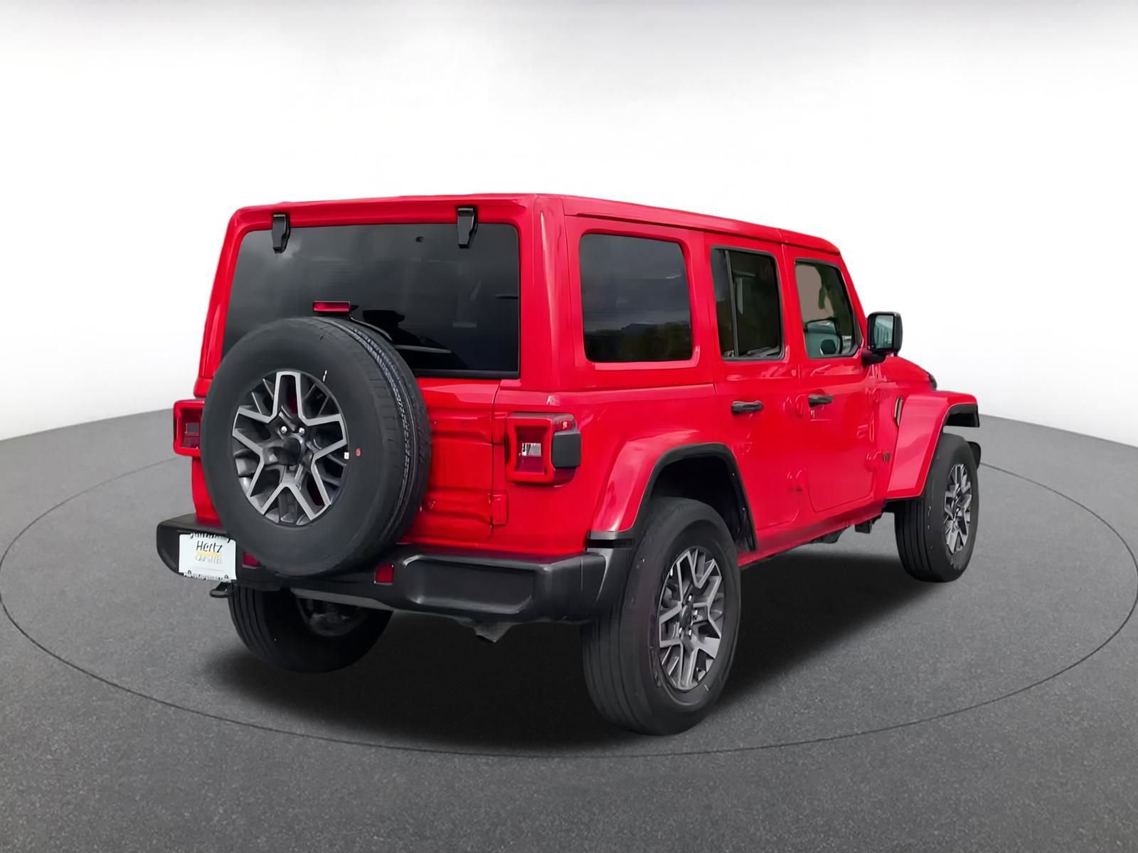 Used 2025 Jeep Wrangler Sahara image 14