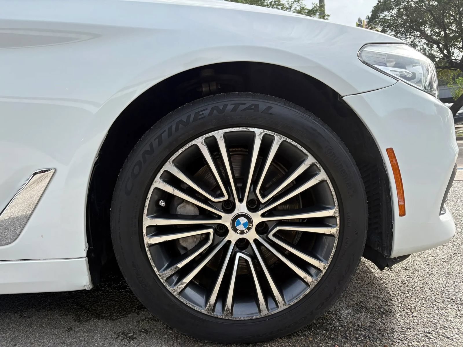 Used 2019 BMW 530i xDrive w/ Convenience Package AWD/4WD image 38