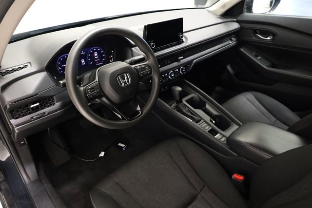 Used 2023 Honda Accord EX image 10