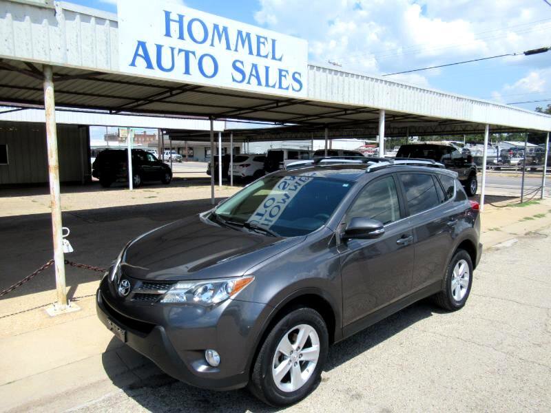 Used 2013 Toyota RAV4 XLE image 1
