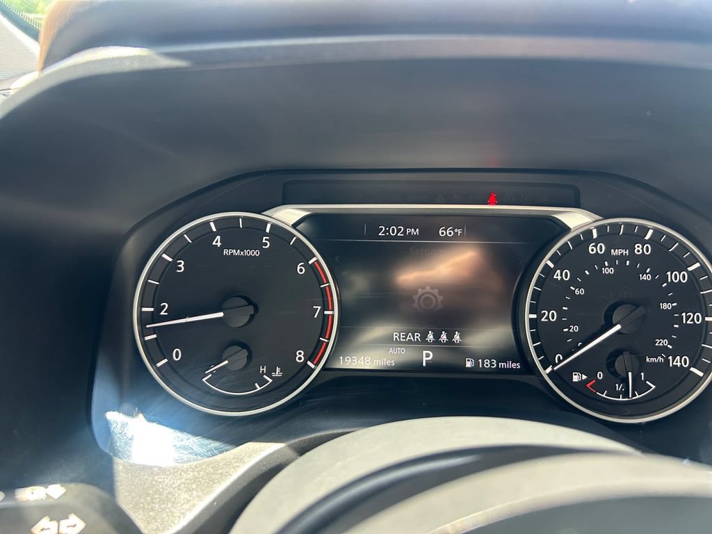 Used 2022 Nissan Rogue SV AWD/4WD image 24