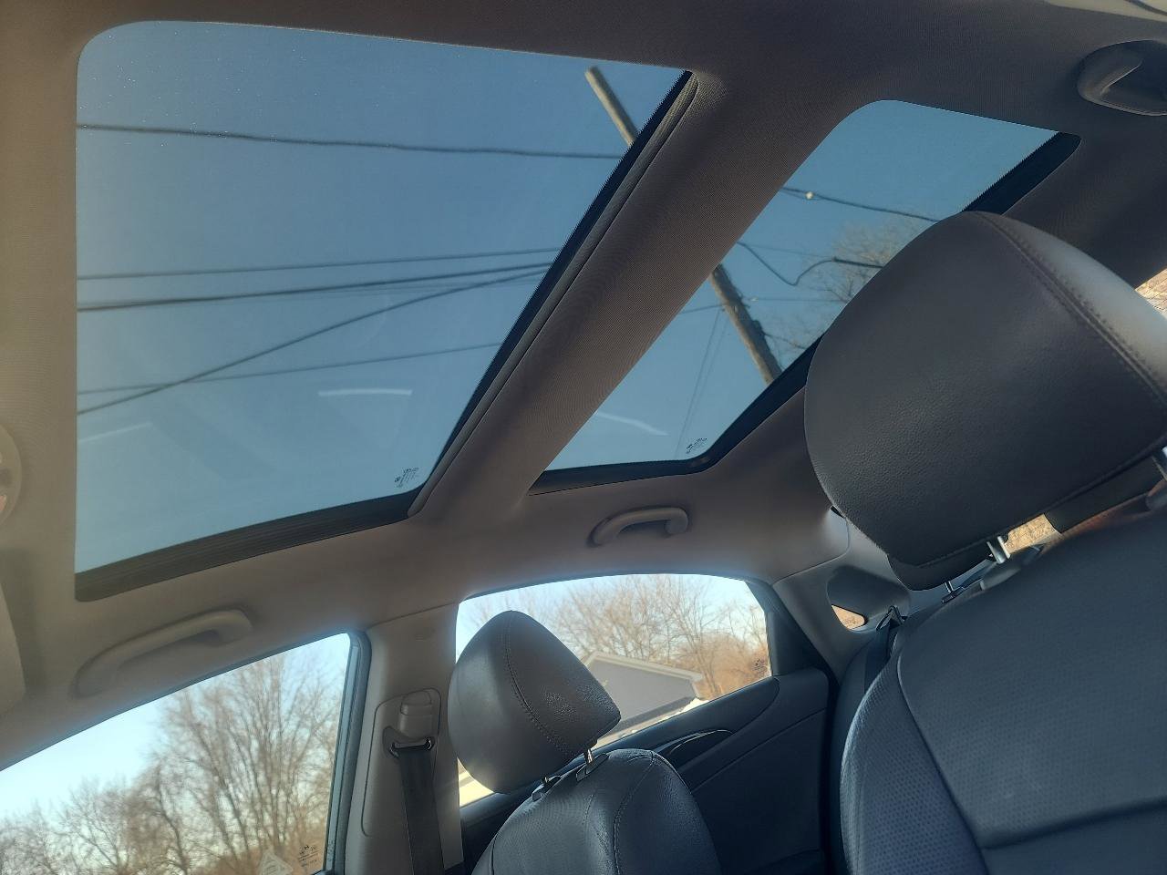 Used 2012 Hyundai Sonata Limited FWD image 19