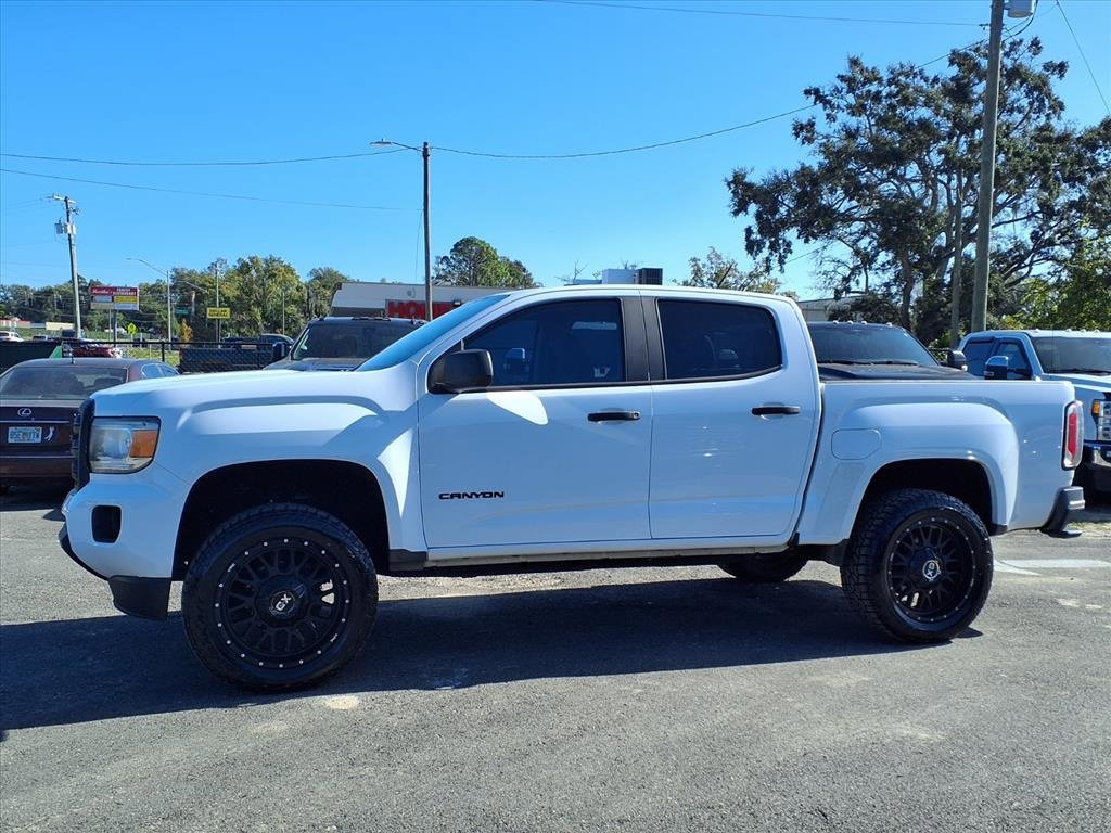 Used 2017 GMC Canyon 2WD Crew Cab w/ Convenience Package image 4