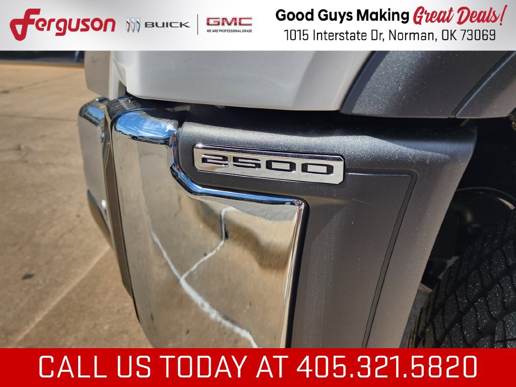 New 2026 GMC Sierra 2500 SLT w/ SLT Convenience Package AWD/4WD image 11