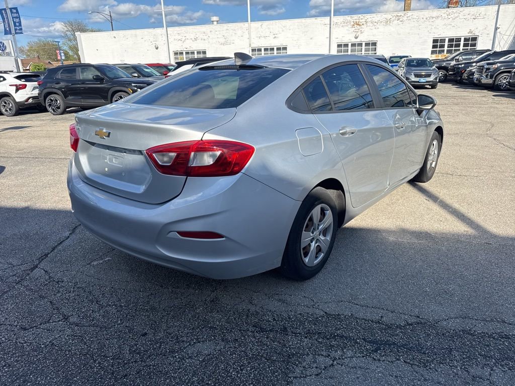 Used 2017 Chevrolet Cruze LS image 6