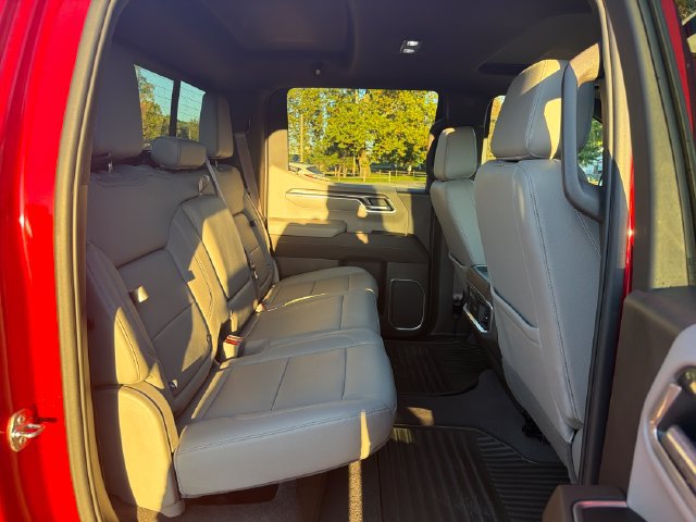 Used 2022 Chevrolet Silverado 1500 LTZ w/ LTZ Premium Package AWD/4WD image 16