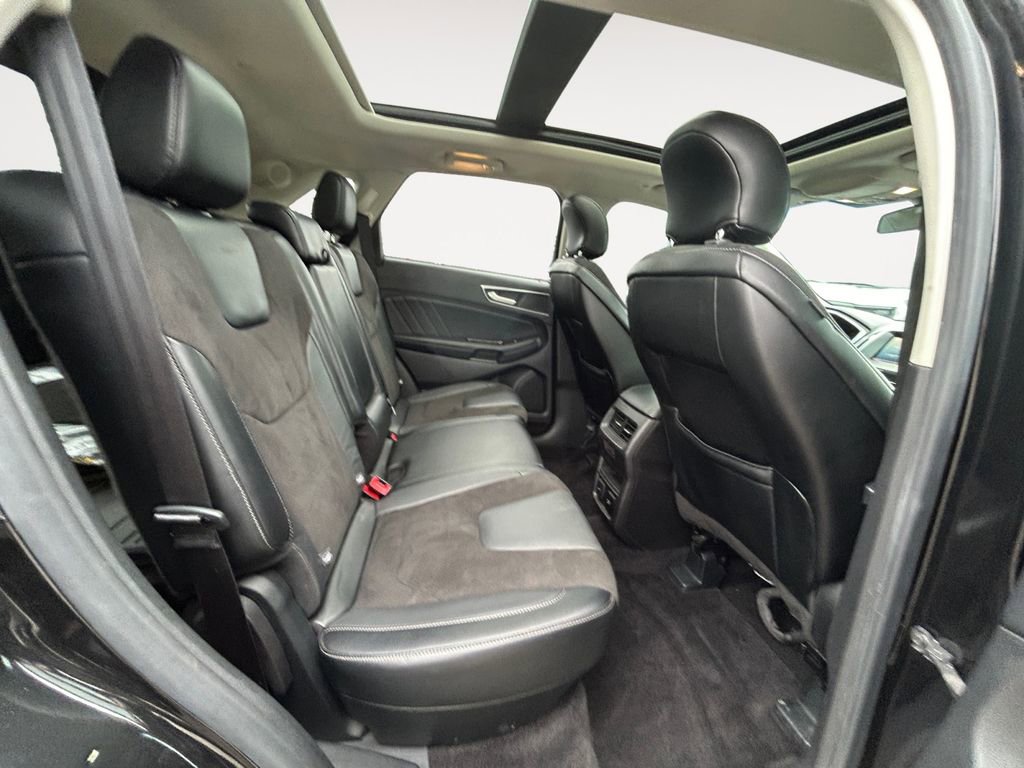 Used 2015 Ford Edge Sport w/ Equipment Group 401A AWD/4WD image 24