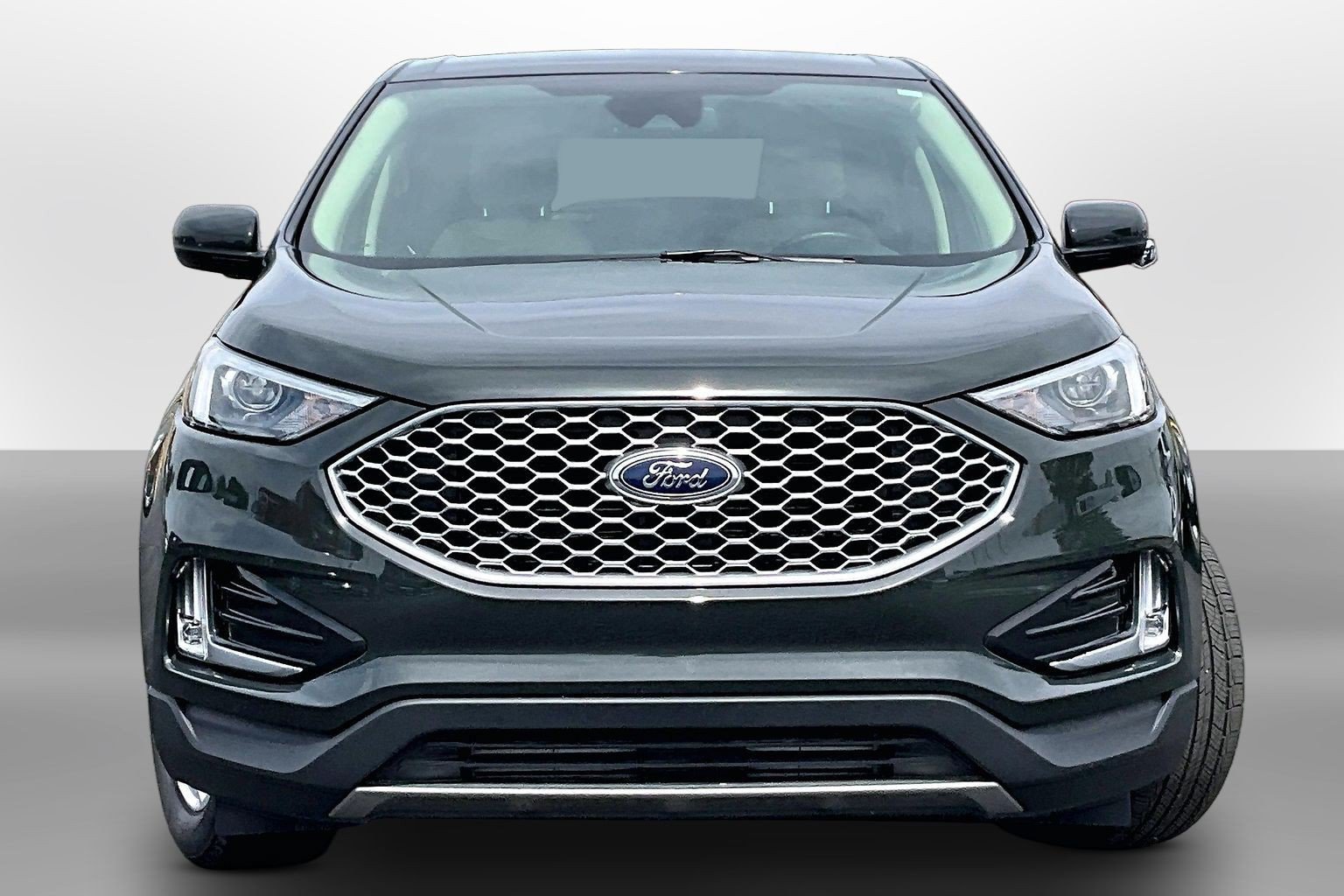 Used 2024 Ford Edge SEL w/ Convenience Package AWD/4WD image 3