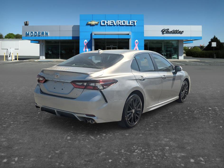 Used 2024 Toyota Camry SE FWD image 5