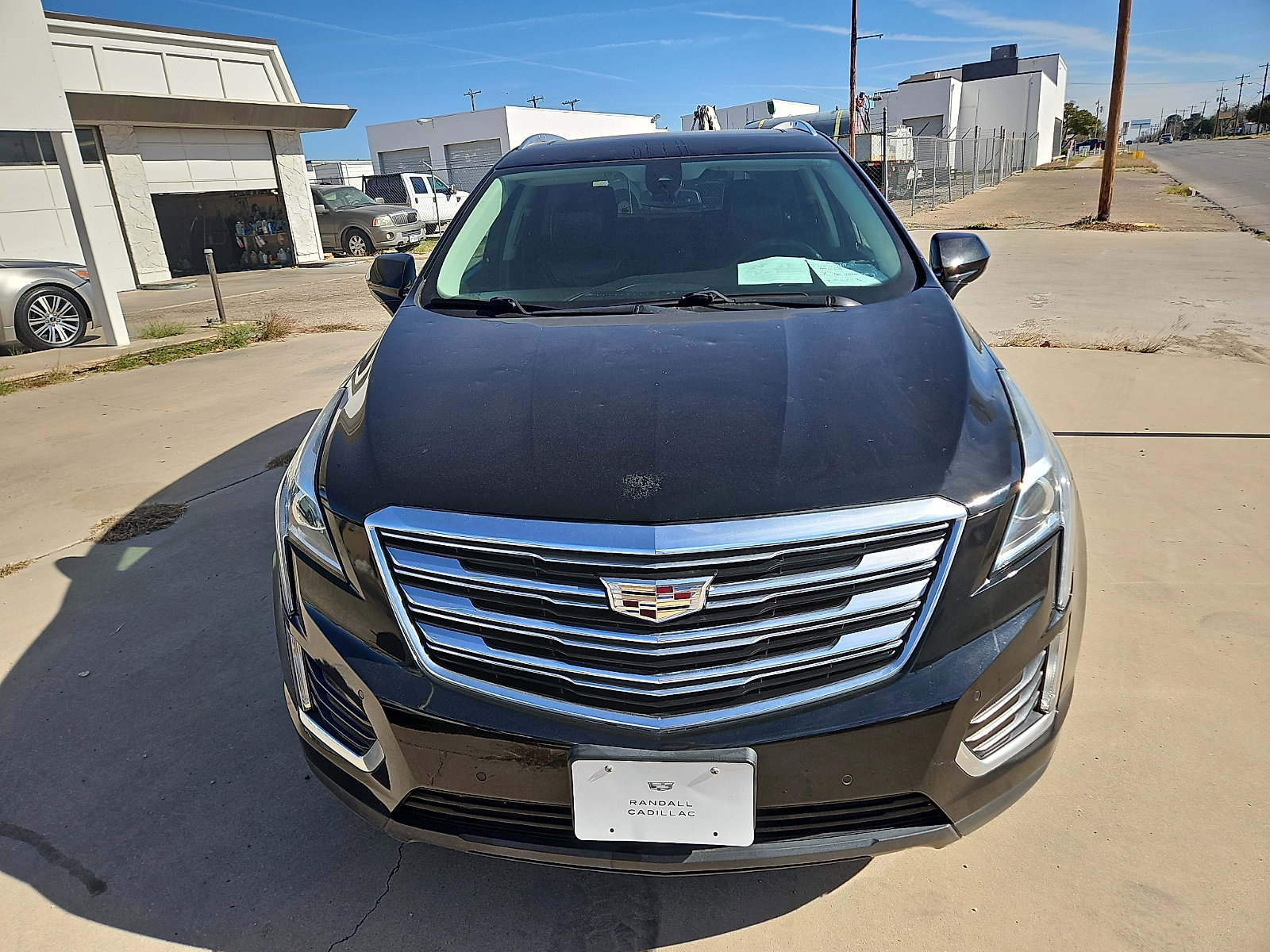 Used 2017 Cadillac XT5 Luxury w/ Driver Awareness Package image 8