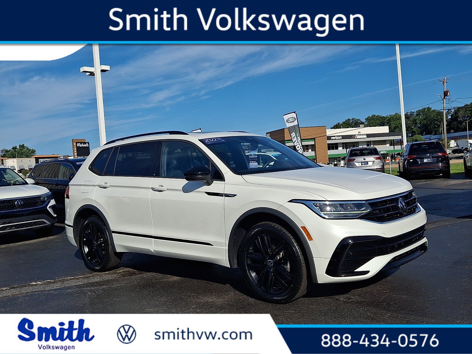 Certified 2022 Volkswagen Tiguan SE R-Line