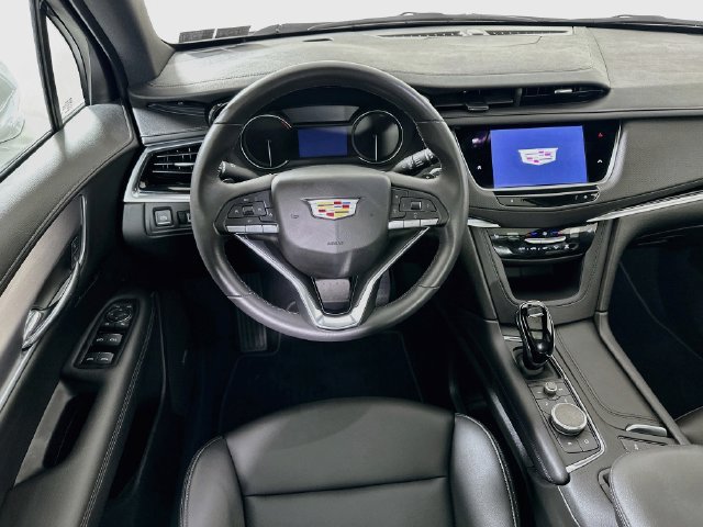 New 2025 Cadillac XT6 Luxury AWD/4WD image 21