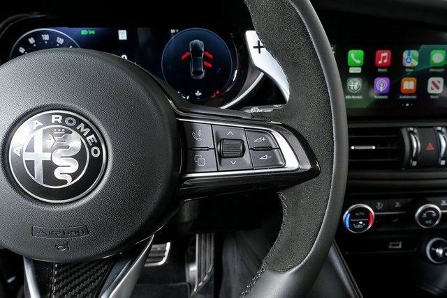 New 2024 Alfa Romeo Giulia Quadrifoglio image 11
