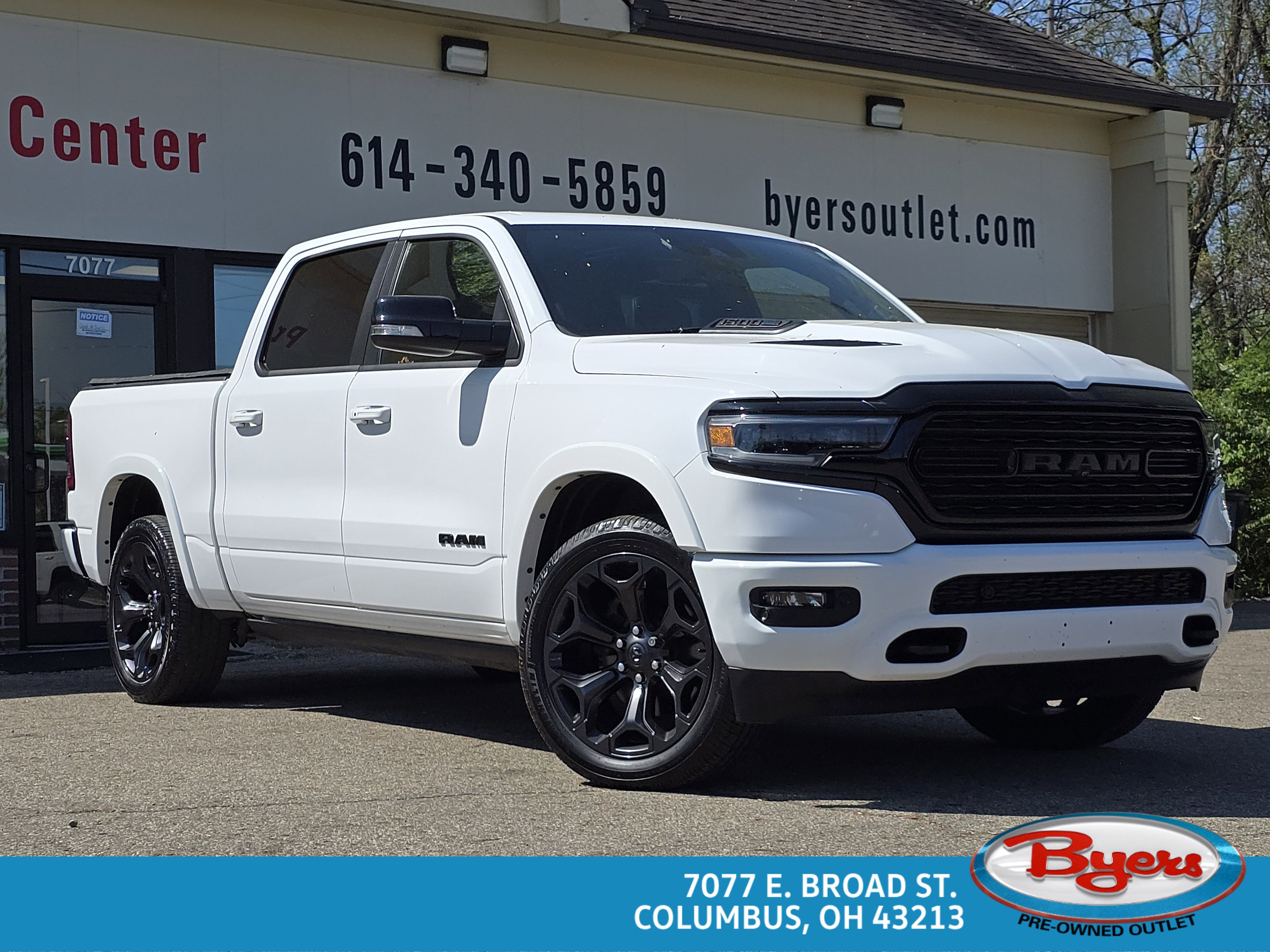 Used 2022 RAM 1500 Limited AWD/4WD image 1