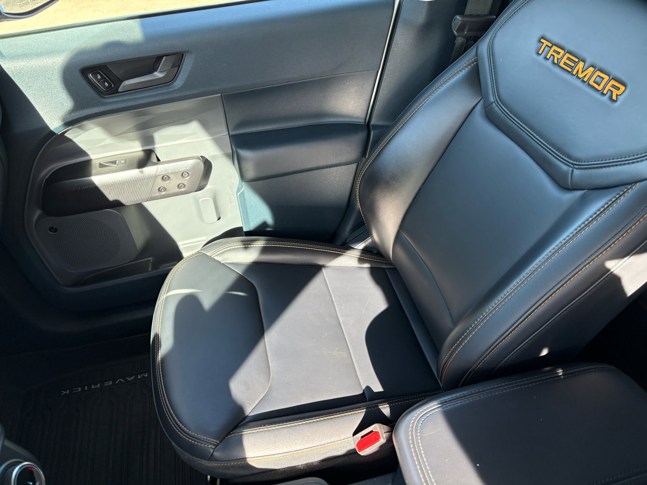 Used 2024 Ford Maverick Tremor w/ Tremor Off-Road Package image 24