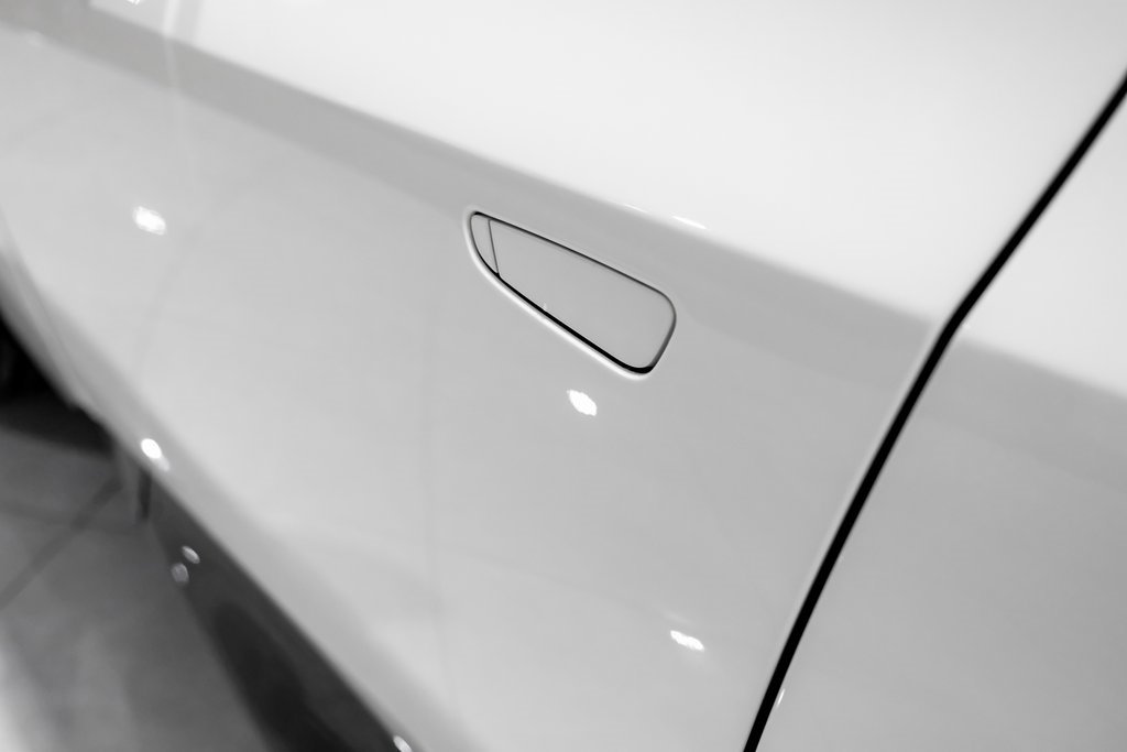 Used 2025 Ferrari Purosangue image 39