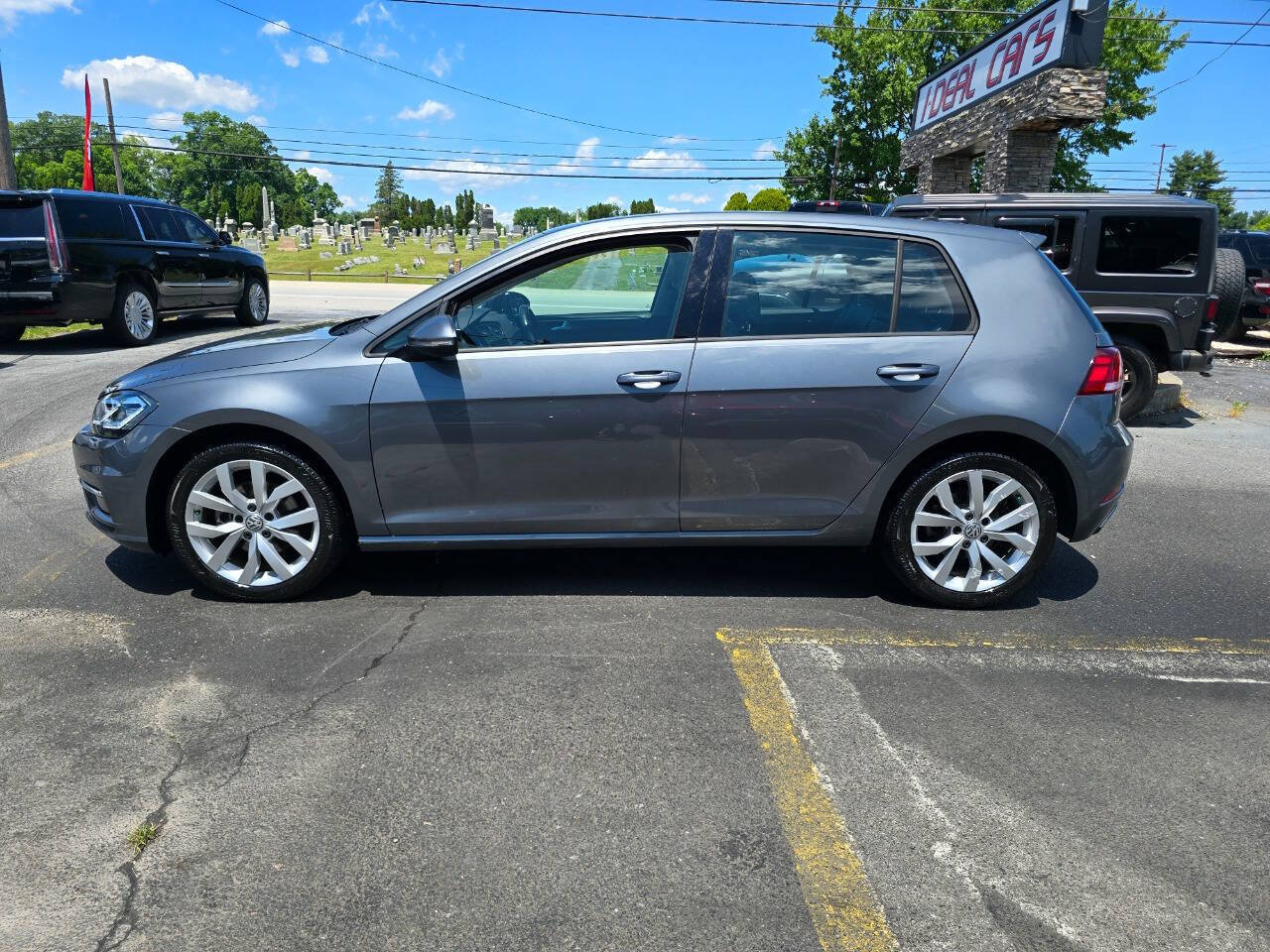 Used 2019 Volkswagen Golf S FWD image 6