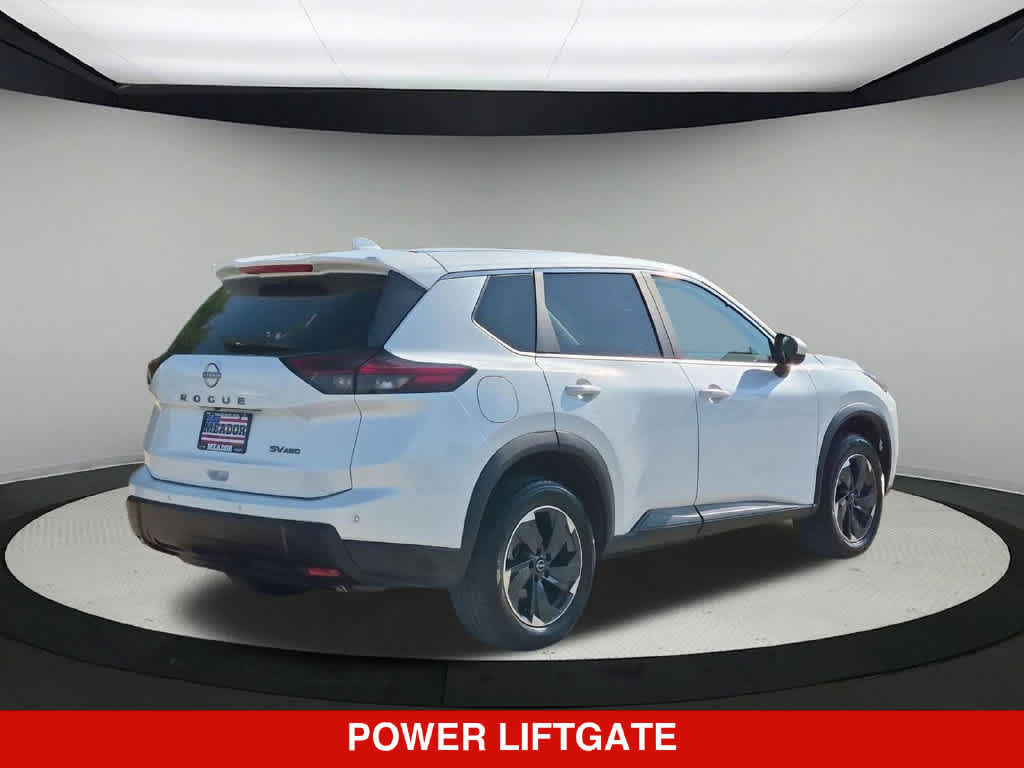 Used 2024 Nissan Rogue SV AWD/4WD image 6