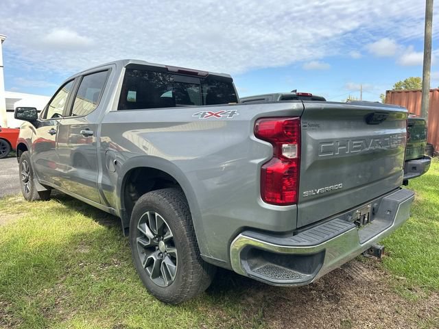 Used 2023 Chevrolet Silverado 1500 LT w/ Leather Package AWD/4WD image 7