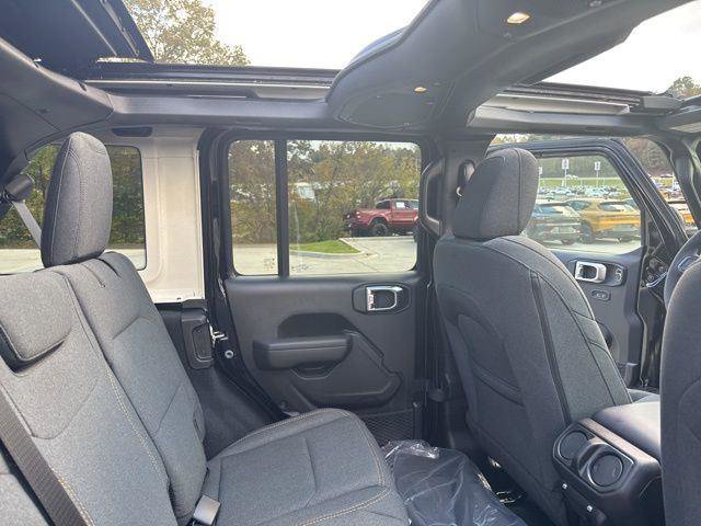 New 2026 Jeep Wrangler Sport S image 32