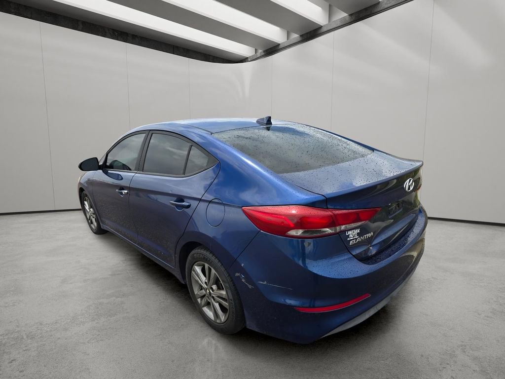 Used 2018 Hyundai Elantra SEL FWD image 3