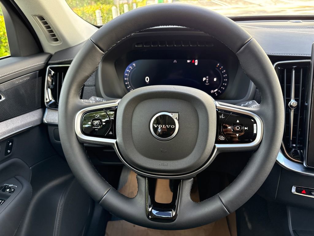 New 2026 Volvo XC90 B5 Ultra image 10