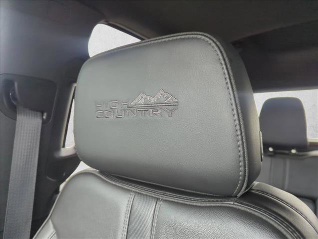 Used 2021 Chevrolet Silverado 1500 High Country w/ Technology Package image 25