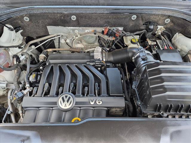 Used 2022 Volkswagen Atlas Cross Sport SEL R-Line w/ Cross Sport MDO Package AWD/4WD image 22