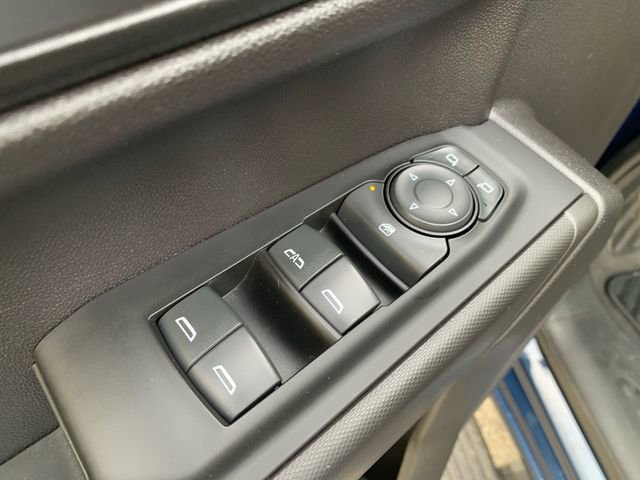 Used 2023 Chevrolet Silverado 1500 Custom image 17