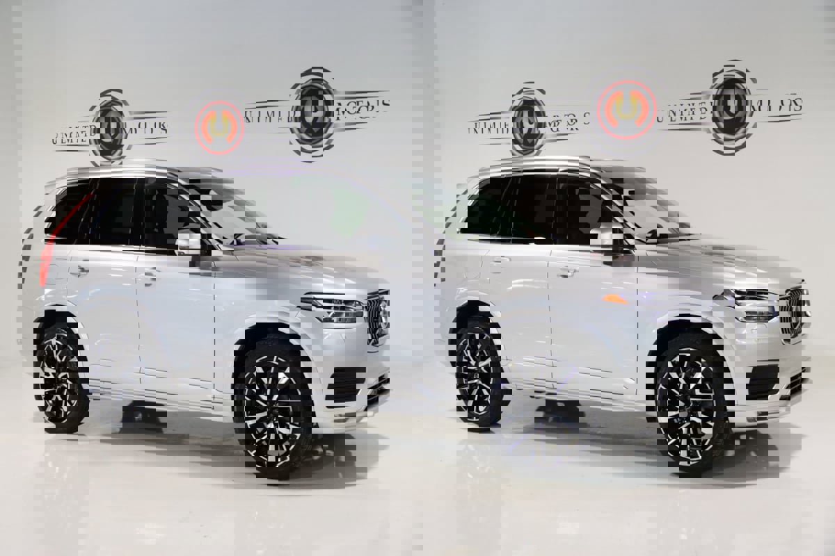 Used 2022 Volvo XC90 T6 Momentum w/ Advanced Package image 6