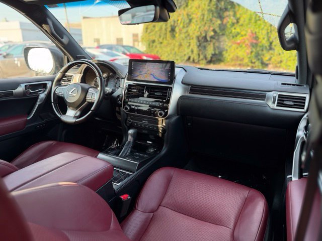 Certified 2023 Lexus GX 460 Luxury w/ Sport Design Package AWD/4WD image 19