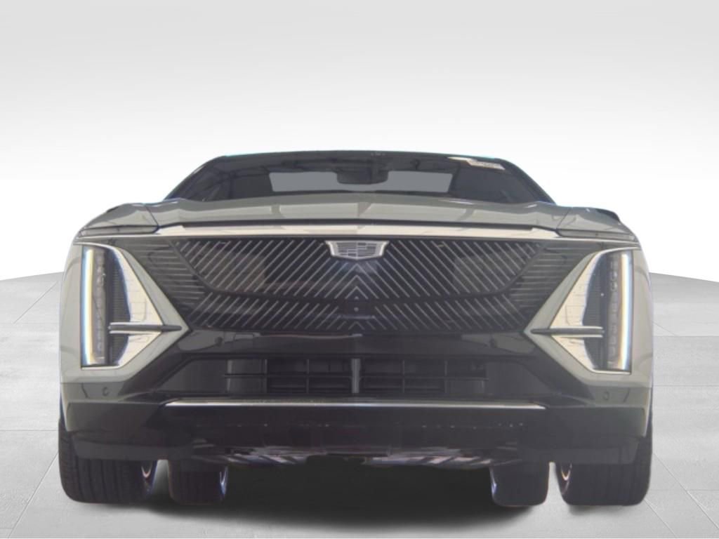 Used 2024 Cadillac Lyriq Luxury w/ LPO, Floor Liner Package AWD/4WD image 3