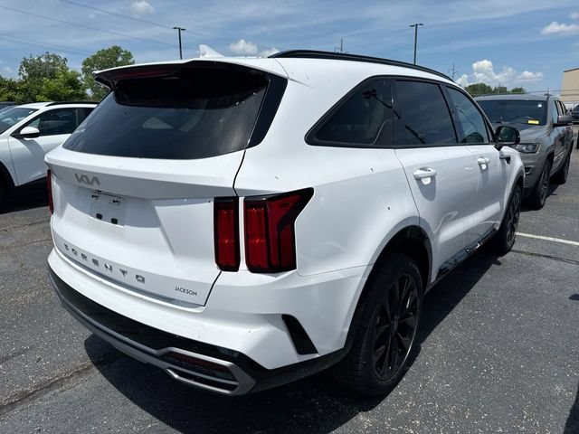 Used 2022 Kia Sorento SX FWD image 4
