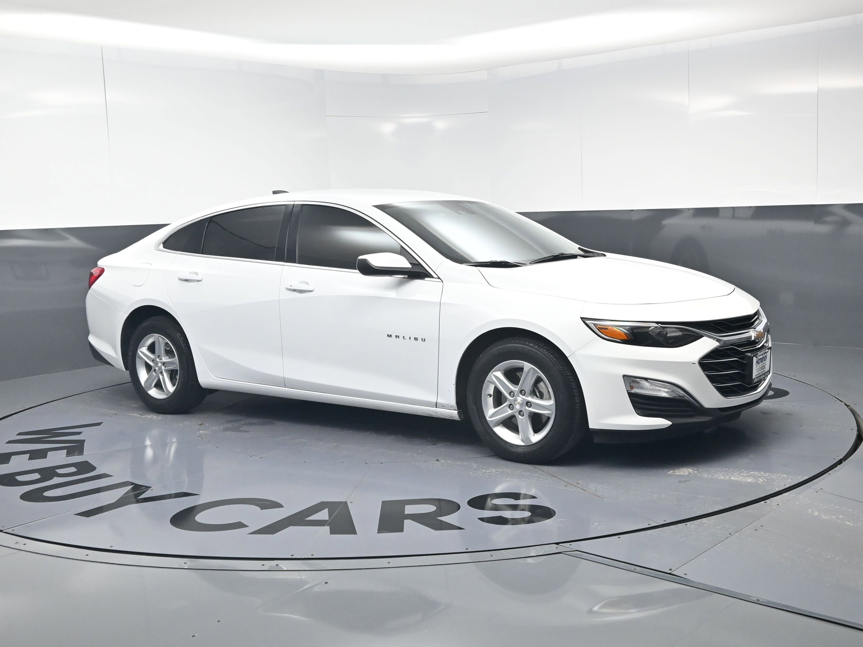 Used 2024 Chevrolet Malibu LS FWD video 2