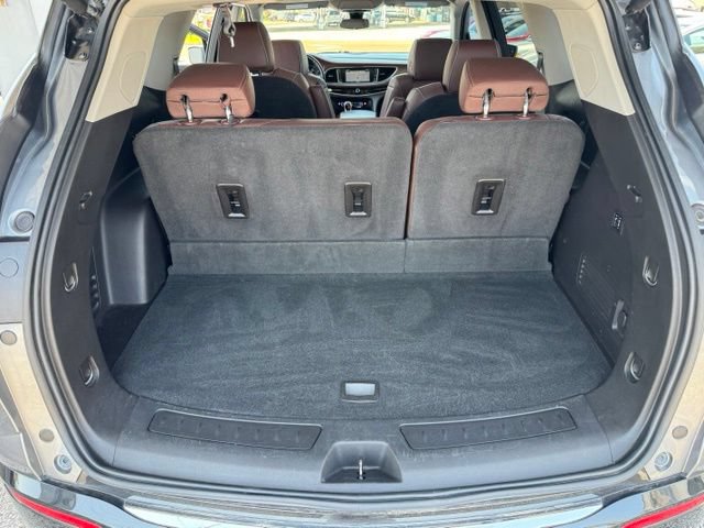 Used 2019 Buick Enclave Avenir w/ Avenir Technology Package FWD image 27