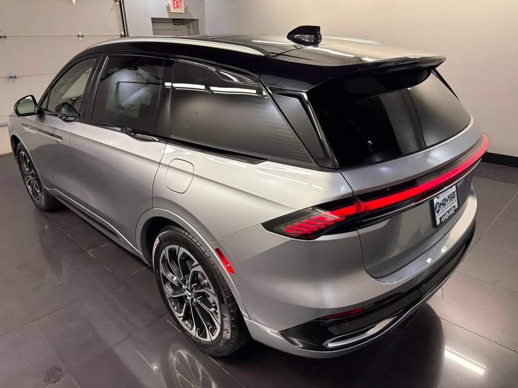 New 2026 Lincoln Nautilus Reserve AWD/4WD image 4