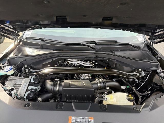 Used 2025 Lincoln Aviator Reserve w/ Equipment Group 201A AWD/4WD image 38