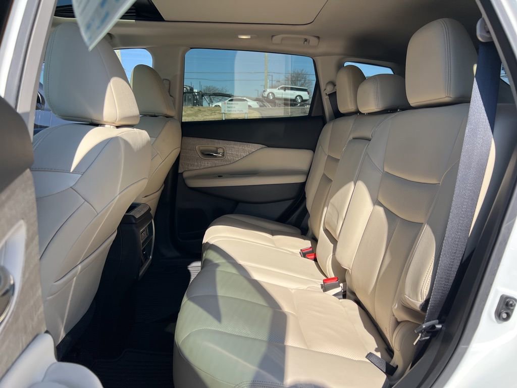 Used 2023 Nissan Murano SL w/ SL Moonroof Package image 27