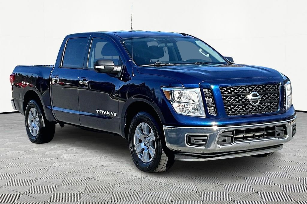 Used 2019 Nissan Titan SV RWD image 1