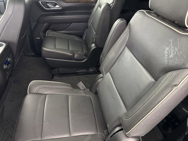 Used 2022 Chevrolet Suburban Premier AWD/4WD image 25