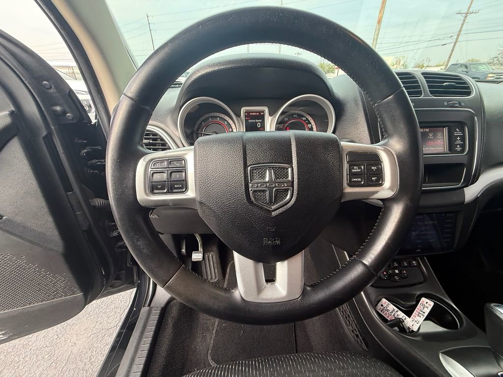 Used 2018 Dodge Journey SE w/ Popular Equipment Group image 16