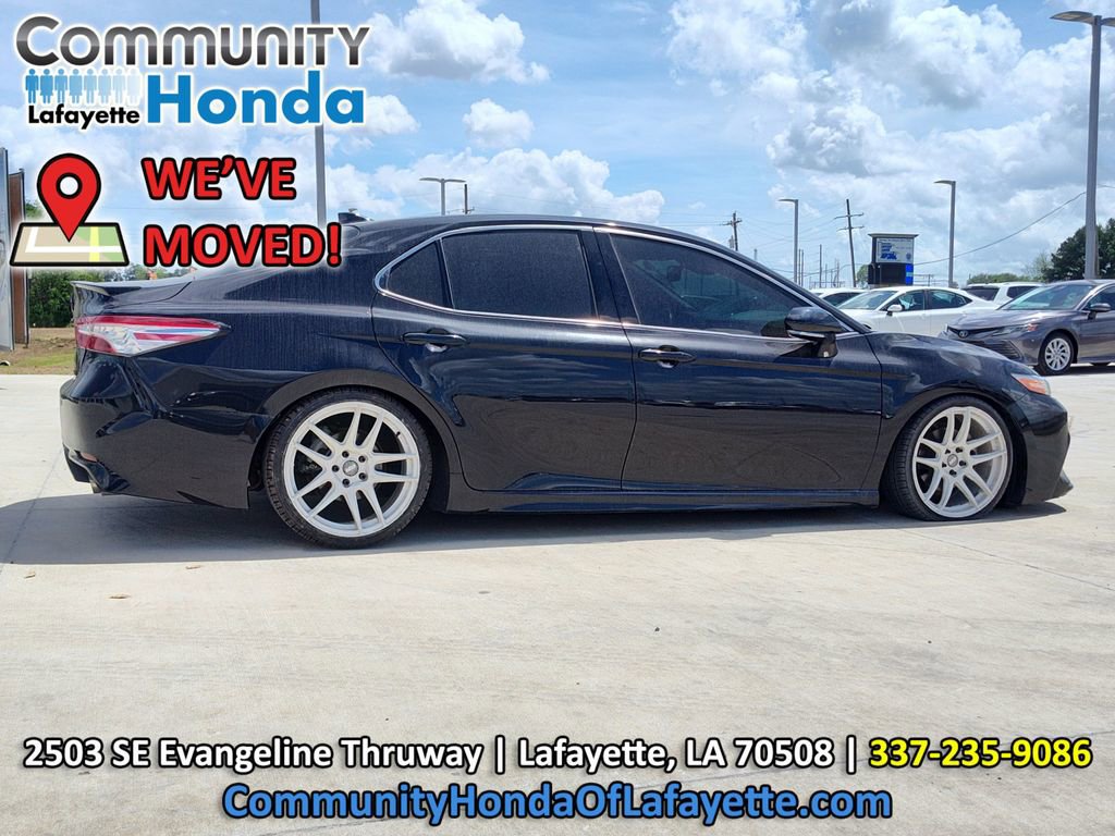 Used 2020 Toyota Camry XSE FWD image 10