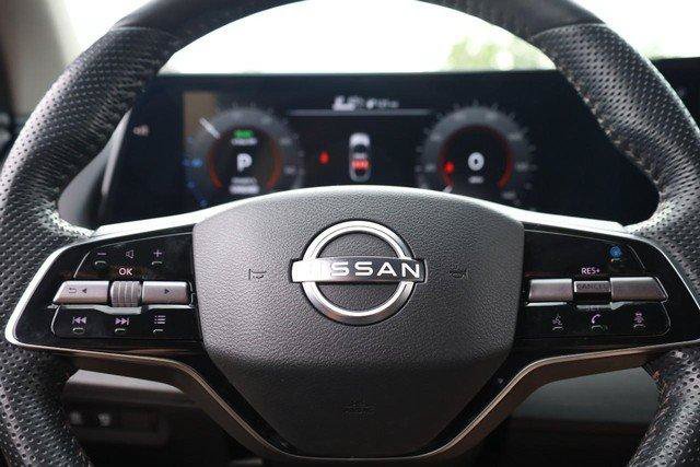 Used 2024 Nissan Ariya AWD image 9