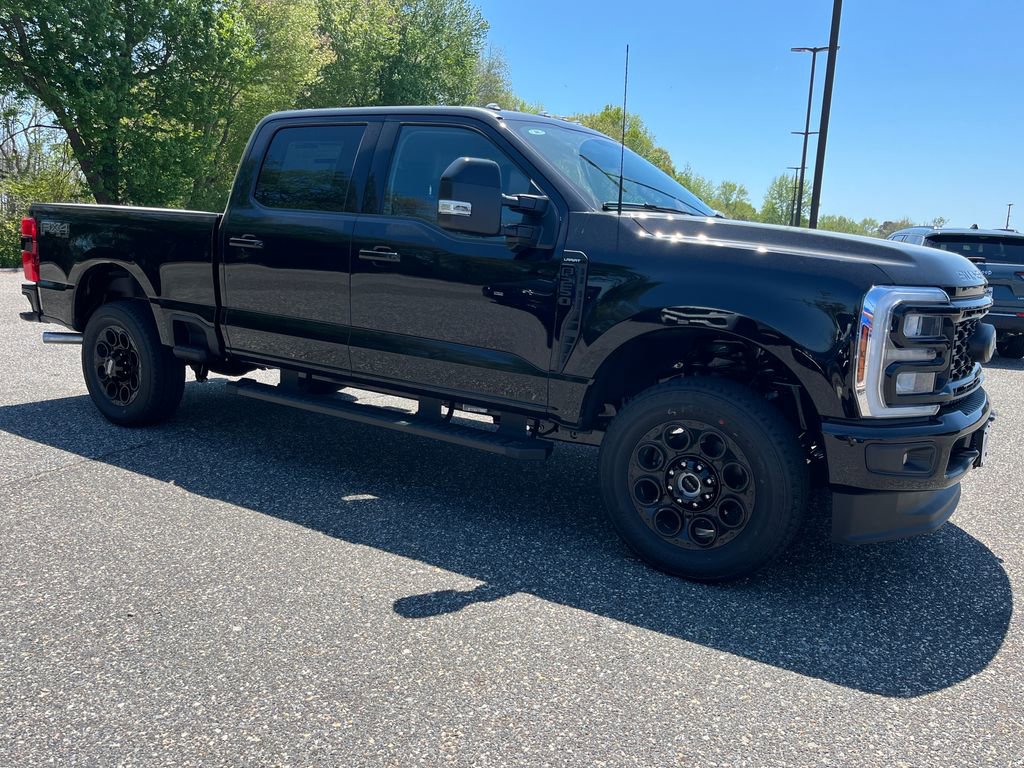 New 2026 Ford F250 Lariat w/ Black Appearance Package AWD/4WD image 4