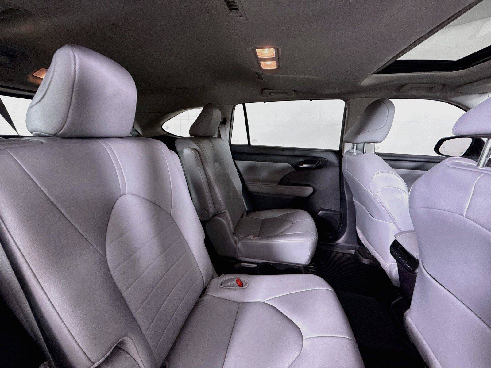 Certified 2026 Toyota Highlander XLE AWD/4WD image 41