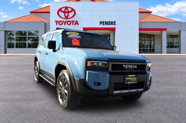 Used 2025 Toyota Land Cruiser w/ Premium Package AWD/4WD image 2