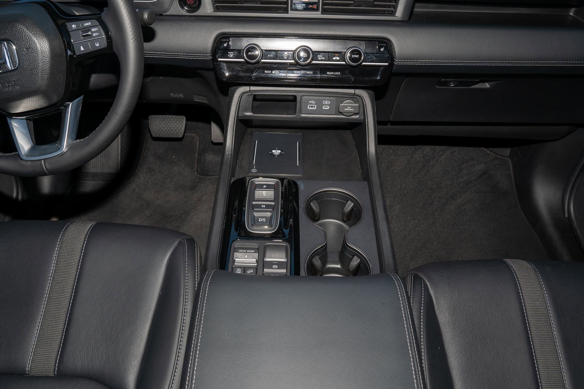 Certified 2025 Honda Pilot EX-L image 27