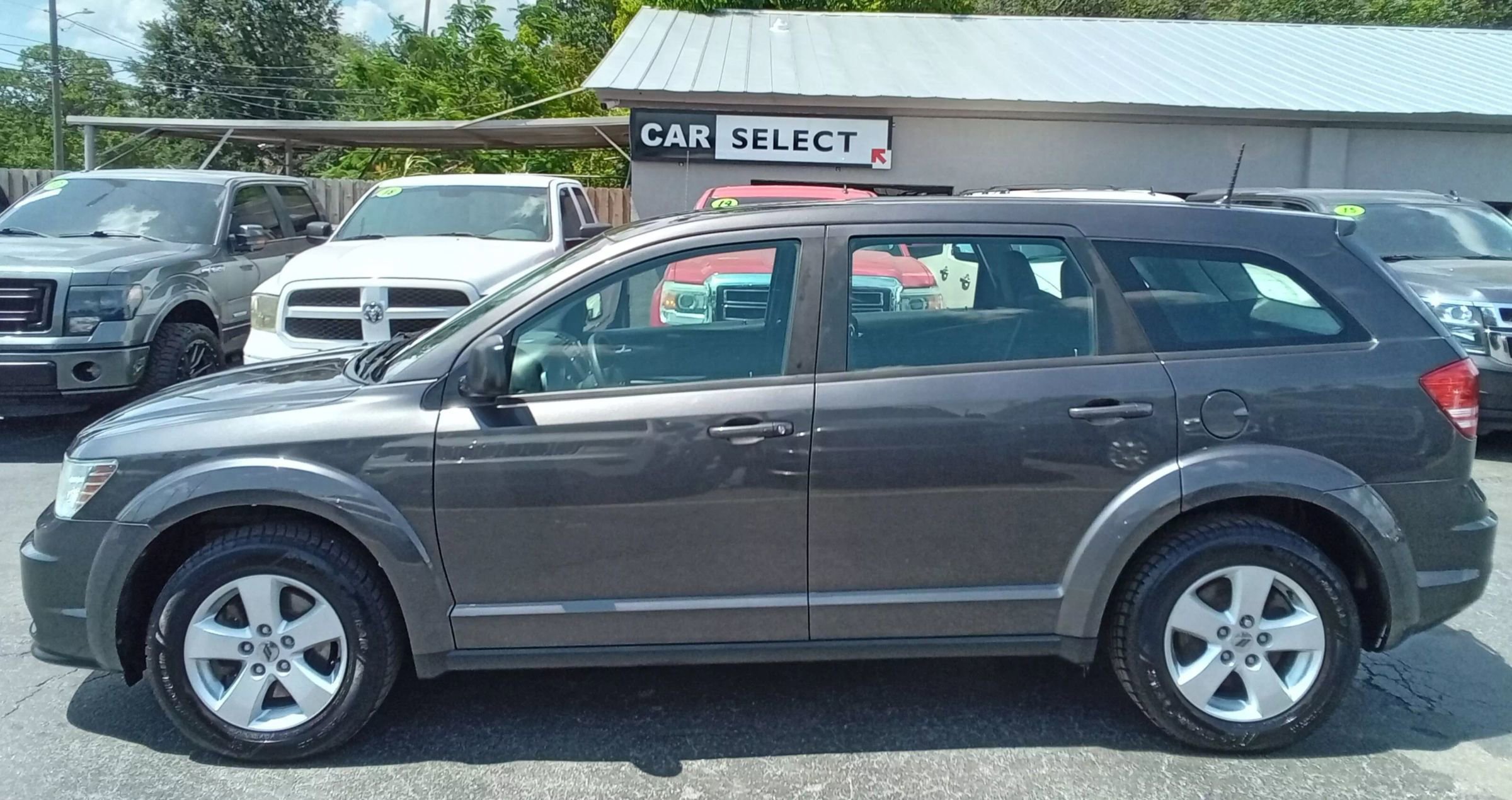 Used 2019 Dodge Journey SE w/ Comfort & Convenience Group image 8