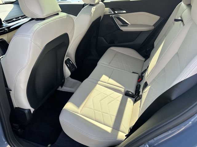 Used 2025 BMW X2 xDrive28i w/ Premium Package AWD/4WD image 18