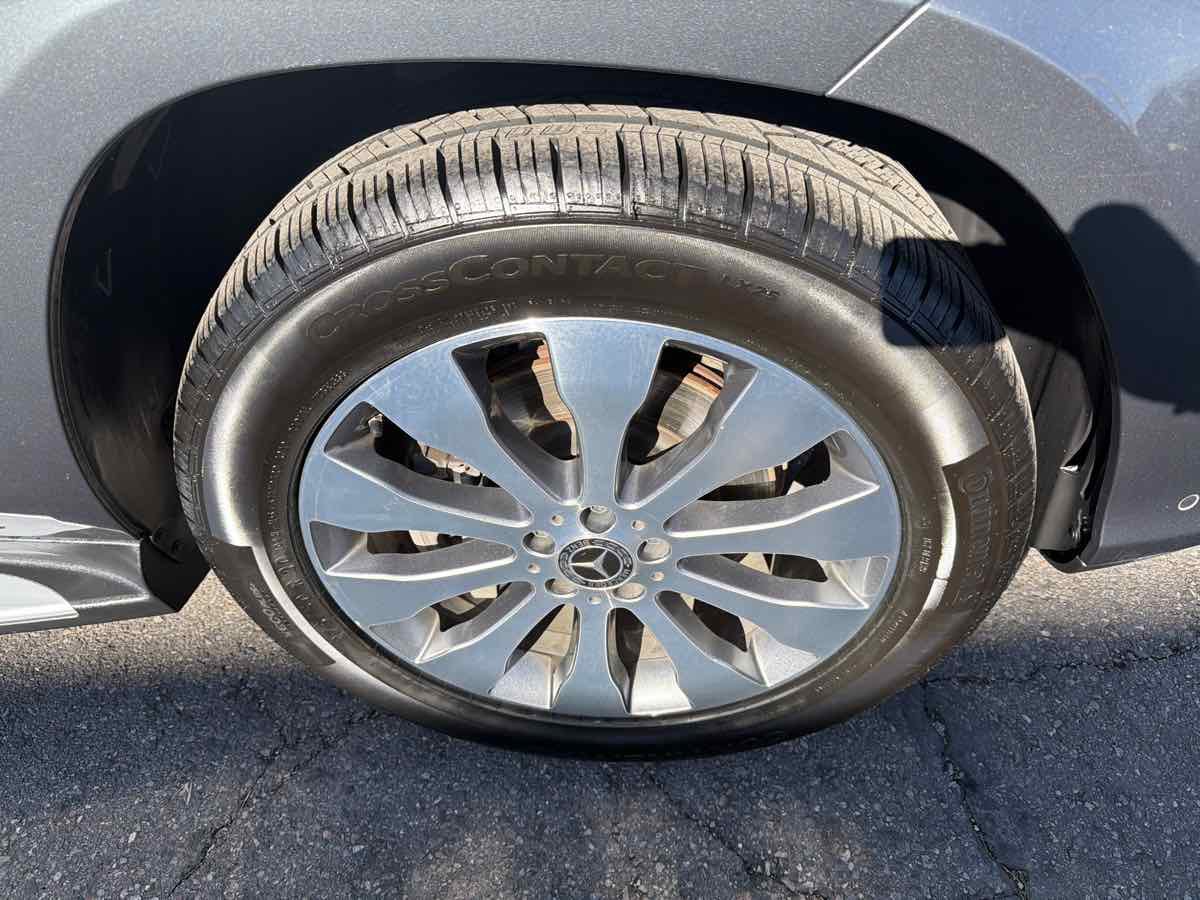 Used 2019 Mercedes-Benz GLS 450 4MATIC image 24